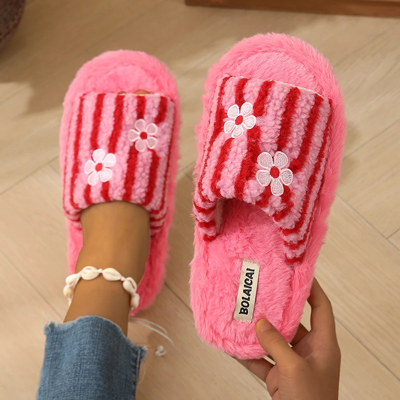 Women'S Fashion Korea - Pantofole in peluche a righe con