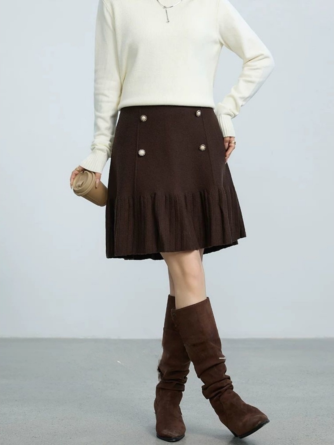 Women Fashion Over The Years - Gonna a-line taglie forti, vita alta,